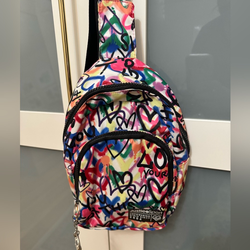 Justice Girls One Shoulder Sling Backpack w Graffiti Pattern! Keychain/Logo RDY! - Picture 3 of 4